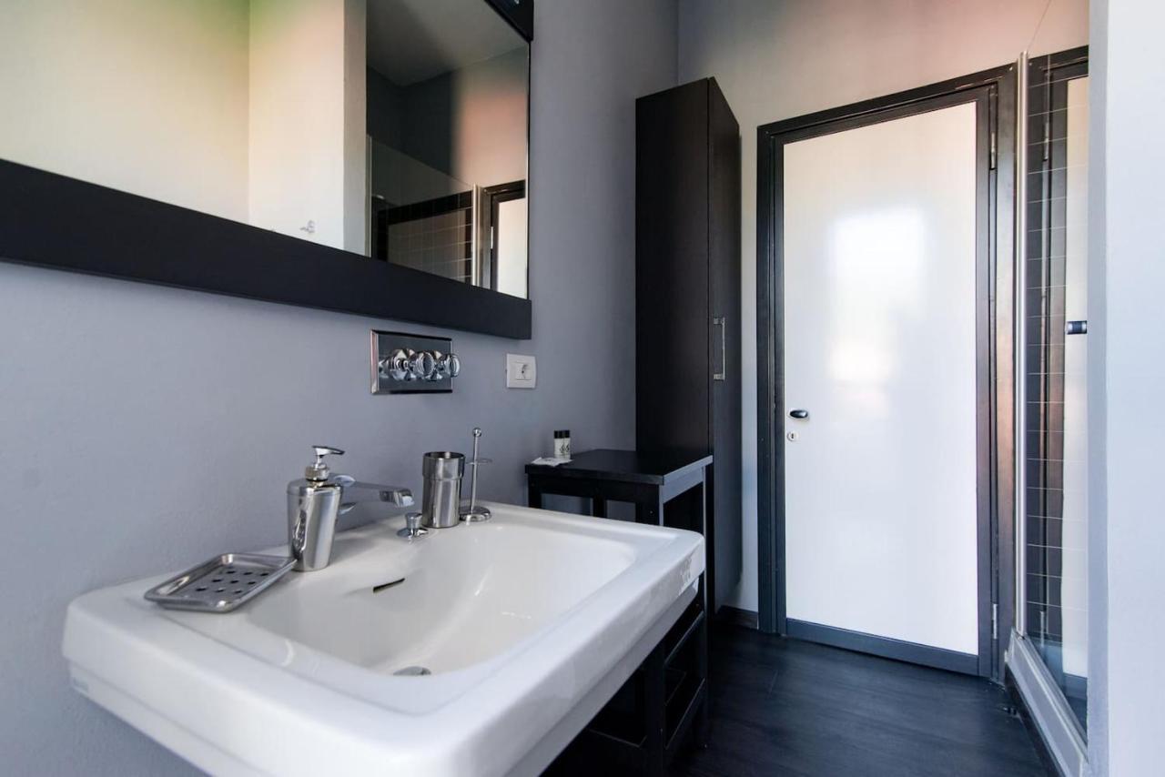 Via Mentana 32 - The House Of Travelers Apartamento Como Exterior foto